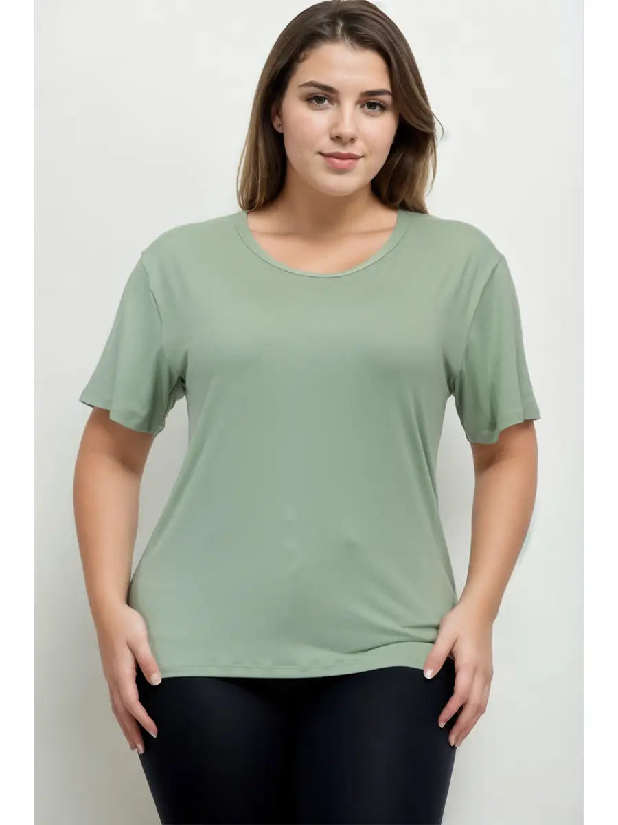 Plus Size Basic Short Sleeve T-Shirt